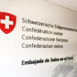 Letras corpóreas - Letras para la Embajada de Suiza en el Perú (paredes interiores)