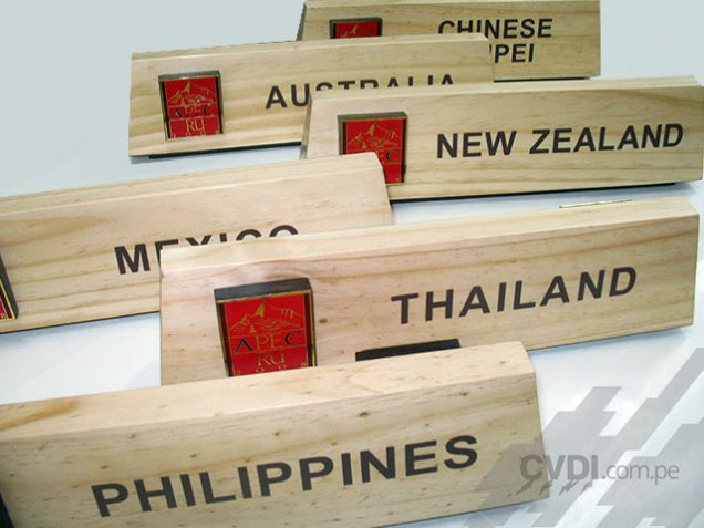 Señalización informativa (placas de identificación de paises) - APEC Perú 2008
